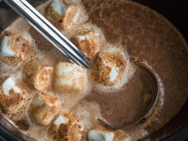 Slow Cooker Hot Chocolate • The Diary of a Real Housewife