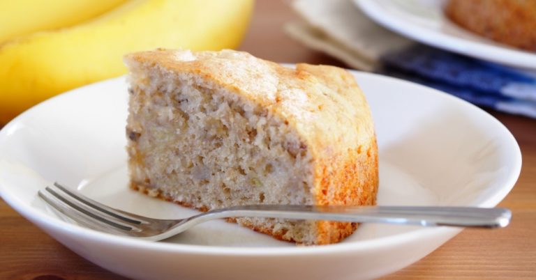 Classic Banana Cake