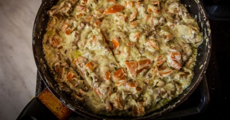 Creamy Pesto Veggie Skillet