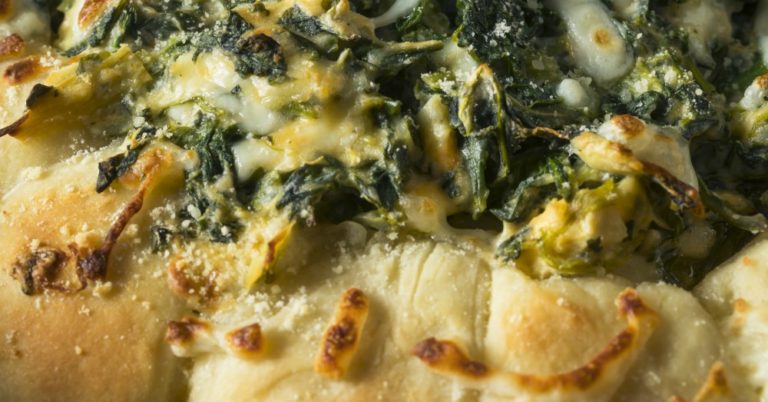 Cheesy Biscuit And Spinach Dip