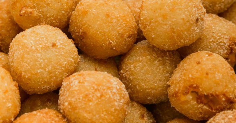 Crispy and Golden Fried Cheese Balls