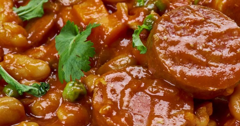 Rich And Hearty Kielbasa Chili