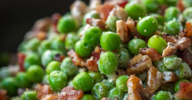 Creamy Bacon Pea Pecan Salad