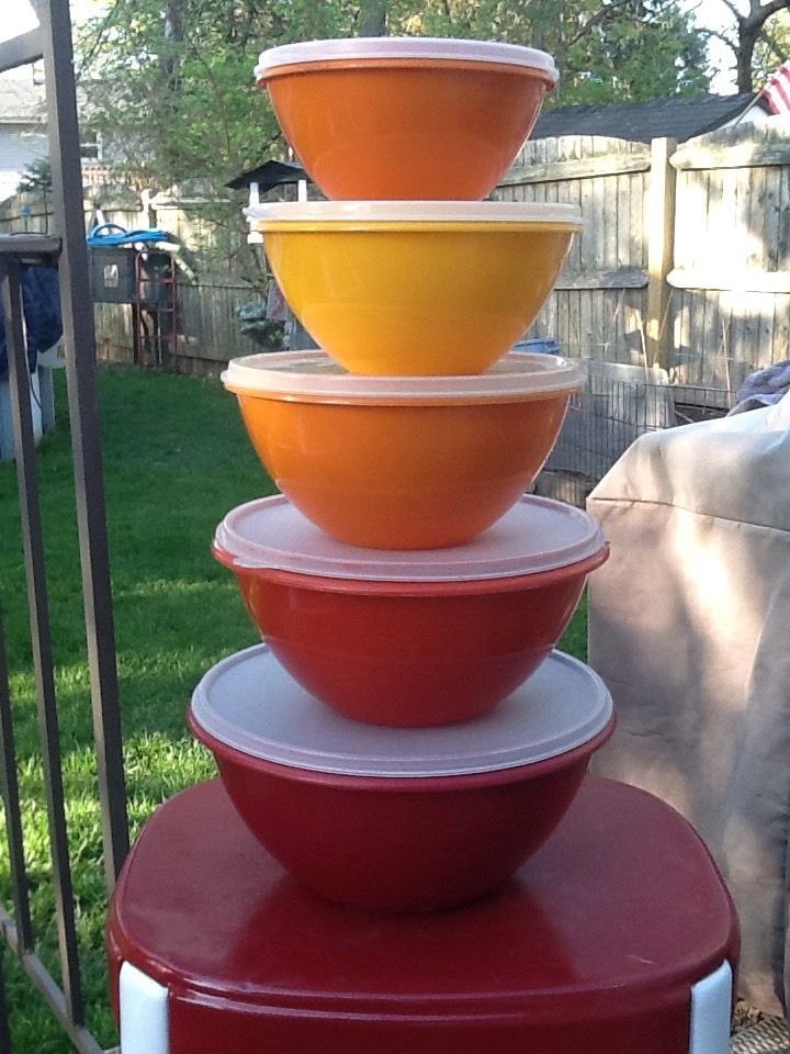 Tupperware Vintage Bowls