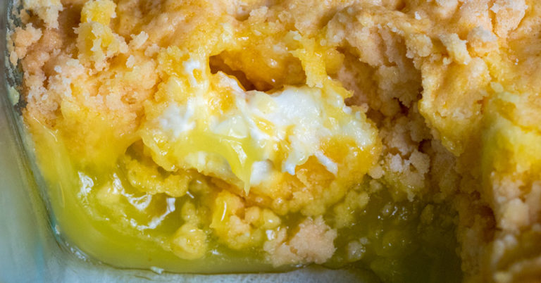 4-Ingredient Lemon Cream Cheese Dump Cake