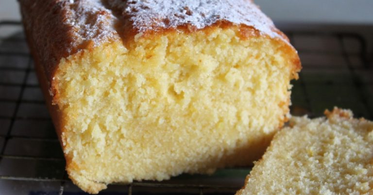 Lemon Ricotta Pound Cake