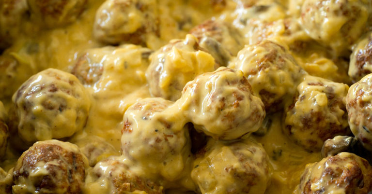 Slow Cooker Cheesy Mushroom Meatballs