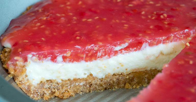 Raspberry Cream Cheese Pie