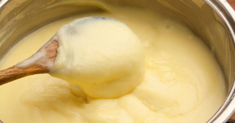 Old-Fashioned Vanilla Custard