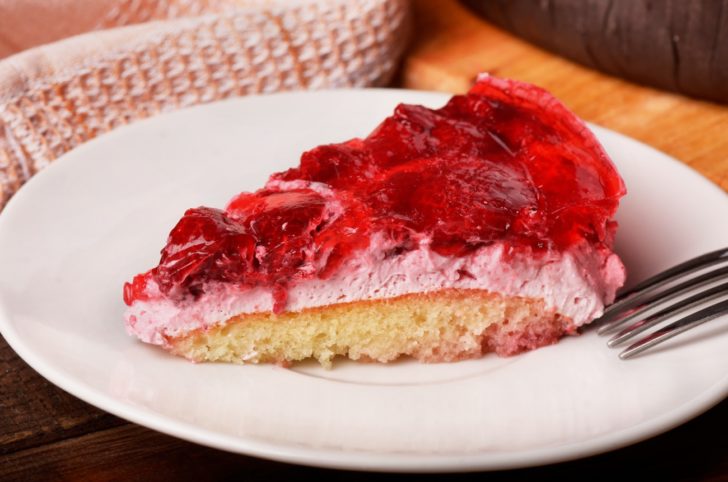Raspberry Dream Cake | 12 Tomatoes