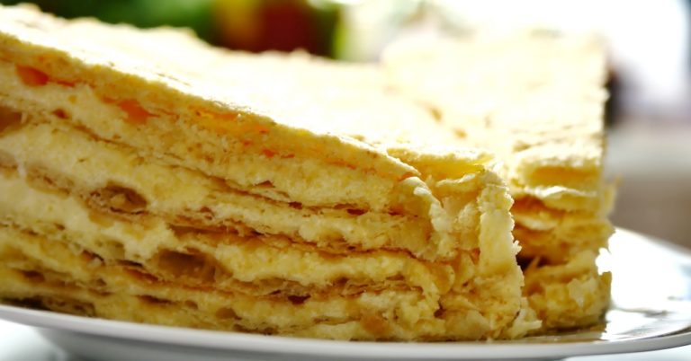 Napoleon Custard Cake