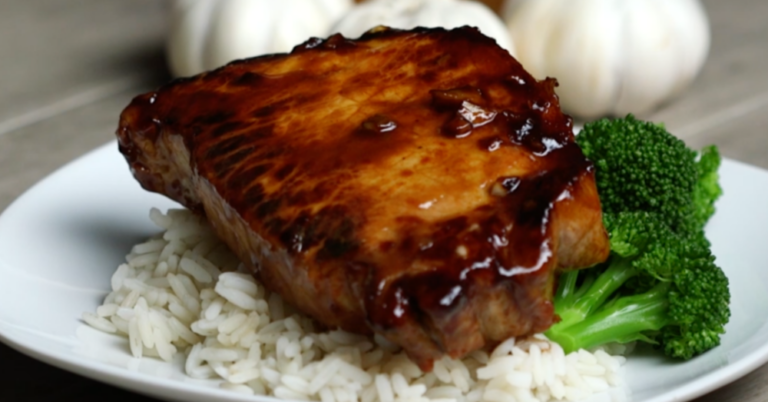 Sticky Garlic Pork Chops