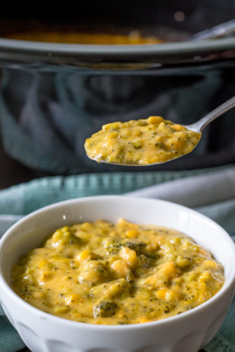 Slow Cooker Cheesy Corn and Broccoli | 12 Tomatoes