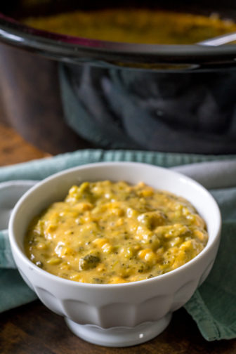 Slow Cooker Cheesy Corn and Broccoli | 12 Tomatoes