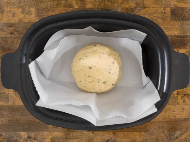 https://cdn.greatlifepublishing.net/wp-content/uploads/sites/2/2018/08/06194513/Slow-Cooker-Herb-Bread-Horizontal-1-728x546.jpg