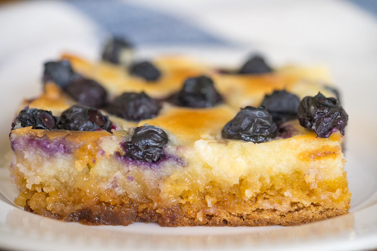 Blueberry Gooey Butter Cake | 12 Tomatoes