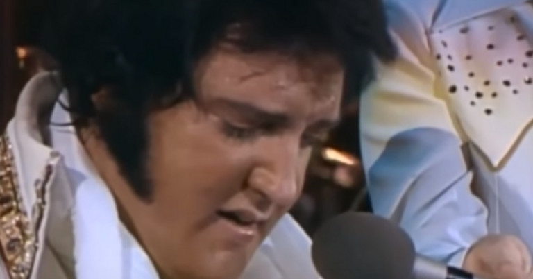 6 Weeks Before His Death, Elvis Gave The Performance Of A Lifetime Singing ‘Unchained Melody’