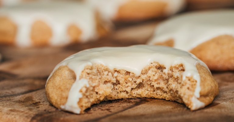 4 Frosted Cookie Recipes