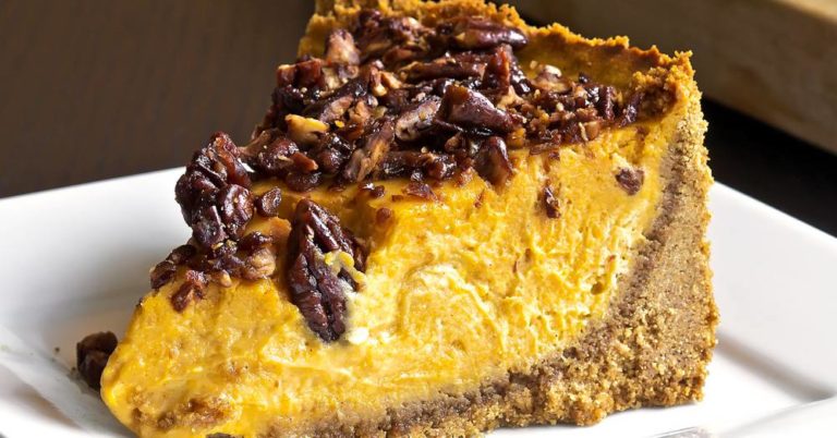 Pumpkin Cheesecake With Caramelized Pecan Topping