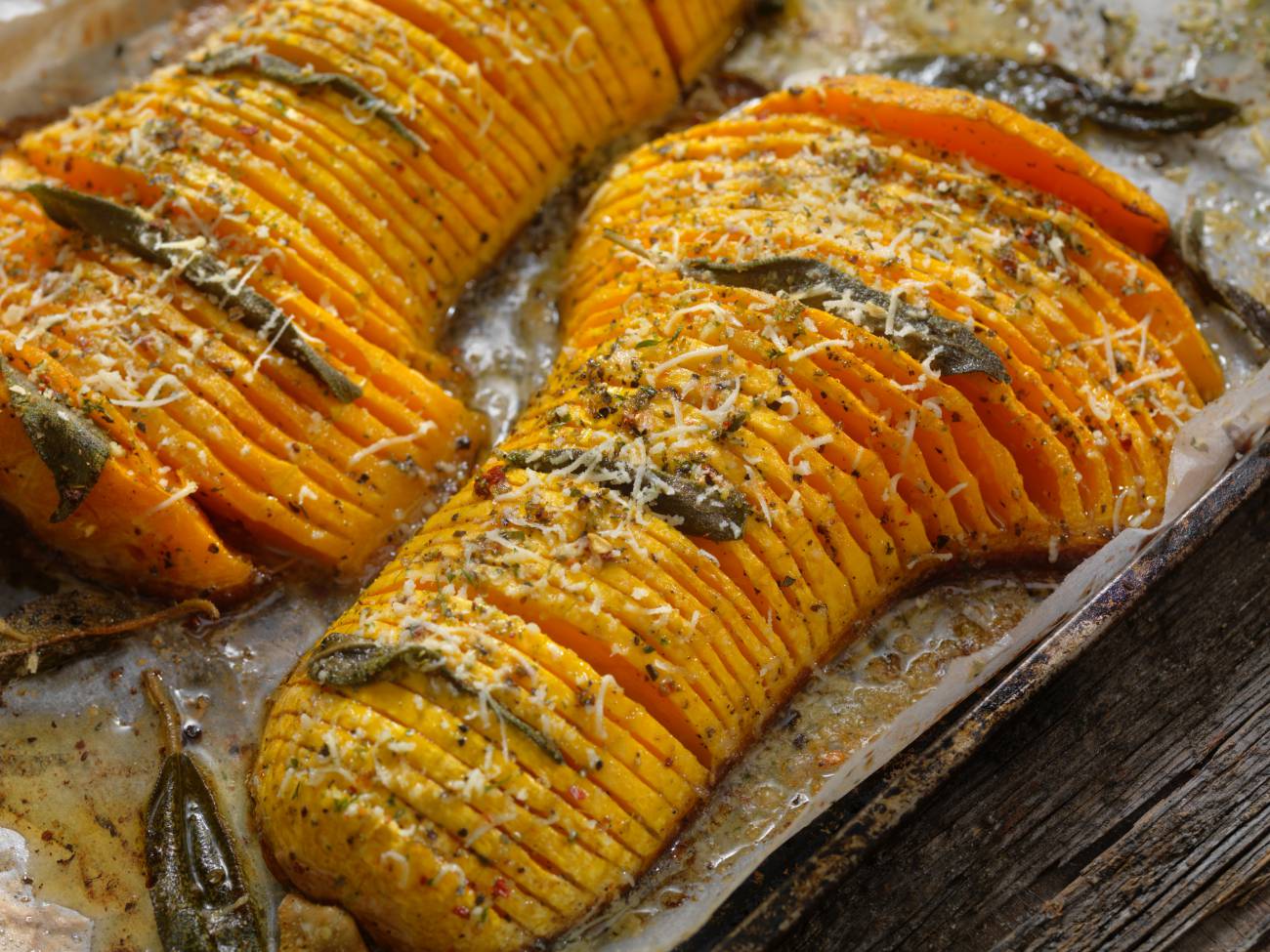 https://cdn.greatlifepublishing.net/wp-content/uploads/sites/2/2018/11/22003431/Hasselback-Butternut-Squash.jpg