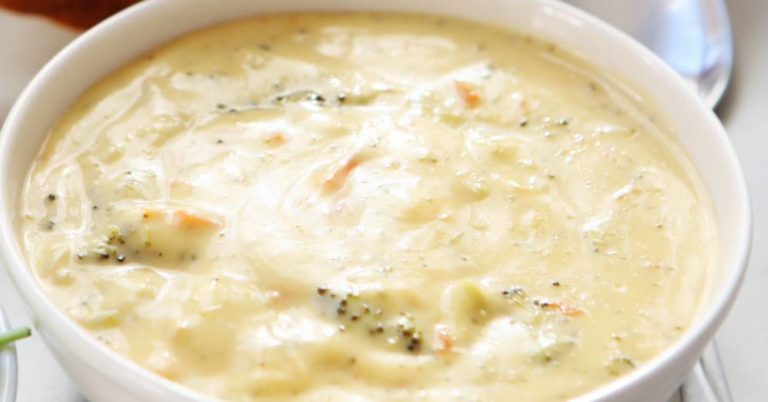 Roasted Broccoli and White Cheddar Soup