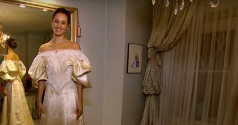 Bride Was 11th in Her Family to Wear Heirloom Wedding Dress