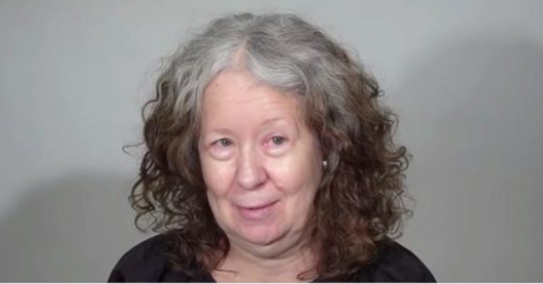 60-Year-Old Woman Gets A Professional Makeover And Even She Can’t Recognize Herself