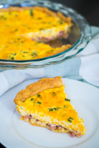 Cheesy Mississippi Sin Quiche | 12 Tomatoes