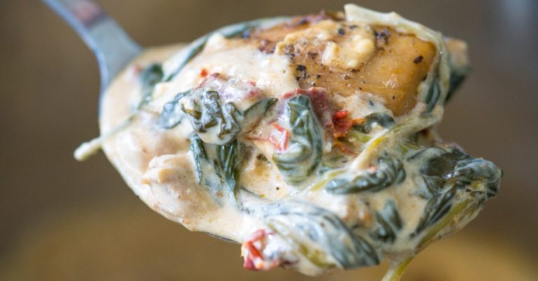 Instant Pot Creamy Chicken Thighs
