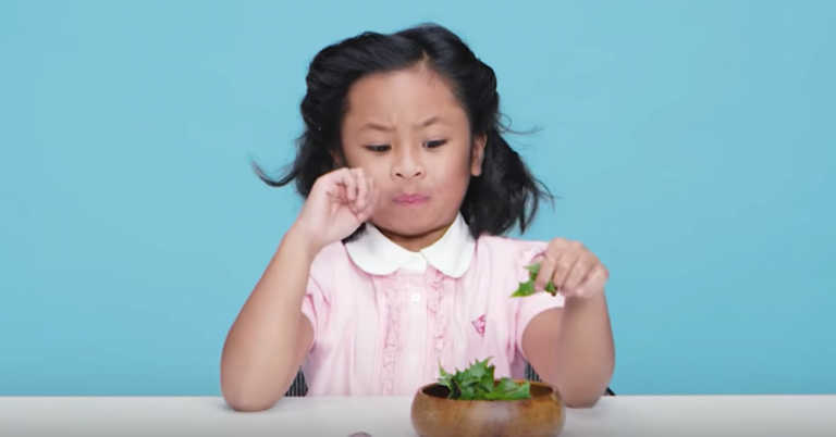 Kids Try Depression Era Foods – The Results Are Hilarious!