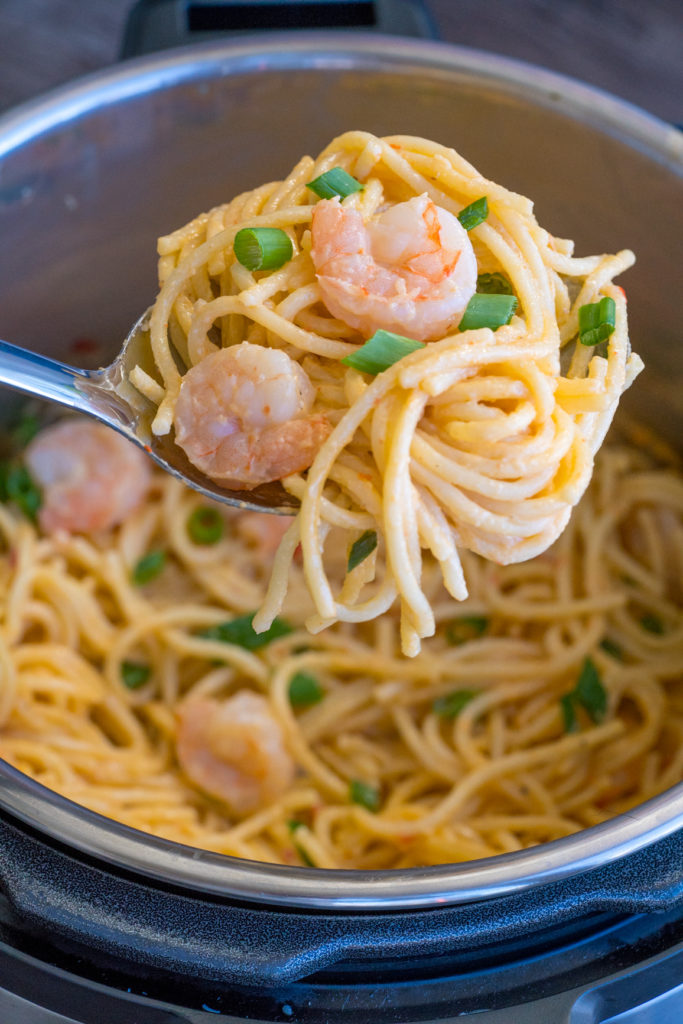 Instant Pot Bang Bang Shrimp Pasta | 12 Tomatoes