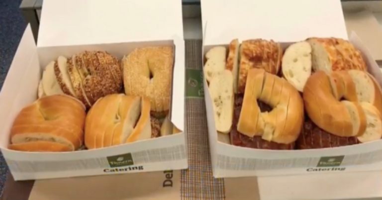 #BagelGate – Bread Sliced Bagels Has Everyone Freaking Out