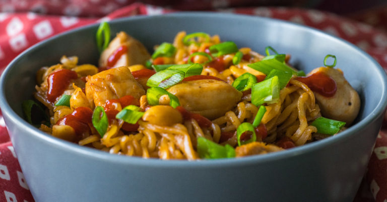 15-Minute Spicy Thai Noodles