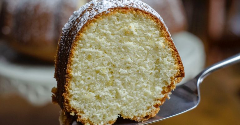 Mary Todd Lincoln’s White Cake