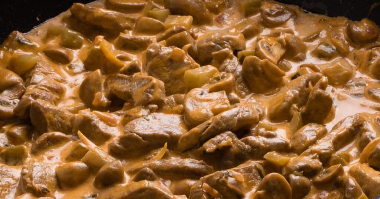 Bombay Beef Mushroom Curry