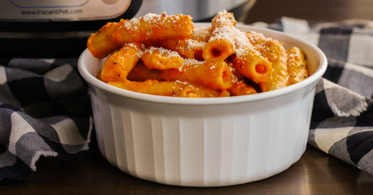 Instant Pot Creamy Ziti | 12 Tomatoes