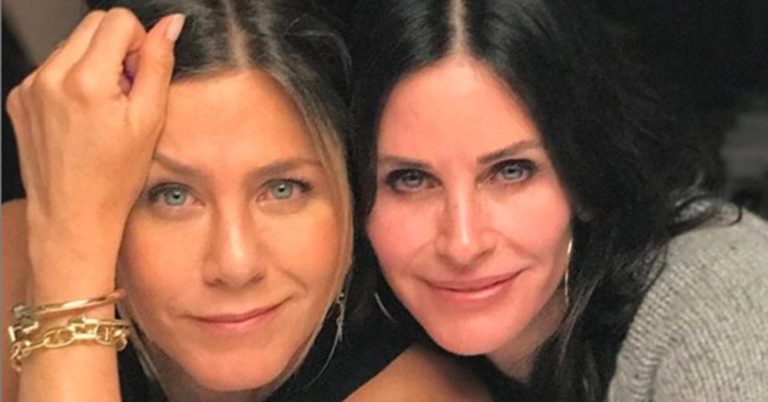 Women Prefer Their Best Friends More Than Their Husbands, Study Confirms