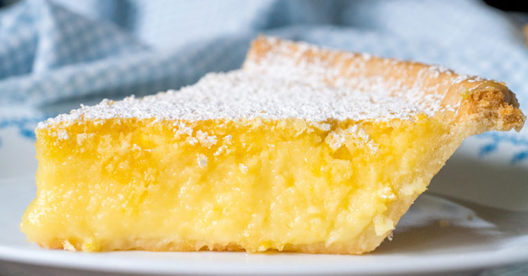 6-Ingredient Blender Lemon Pie