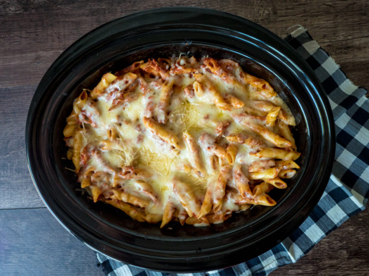 Slow Cooker Chicken Parmesan Pasta | 12 Tomatoes