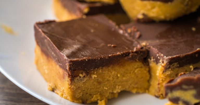 No-Bake Peanut Butter Cup Bars