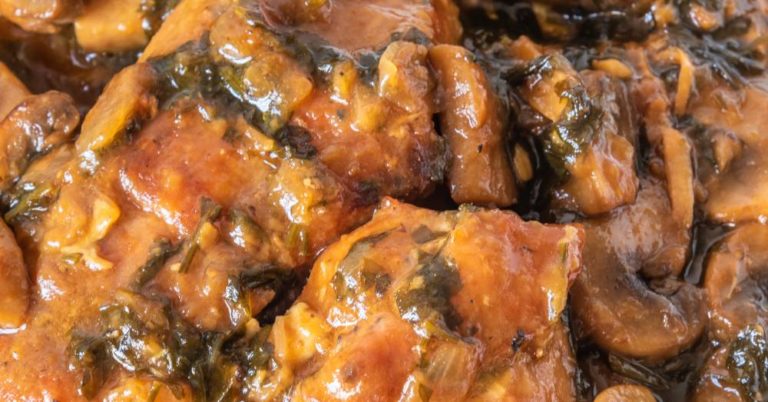 Mushroom Spinach Chicken Skillet