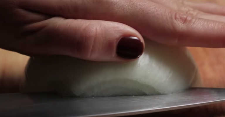 3 Ways To Chop An Onion