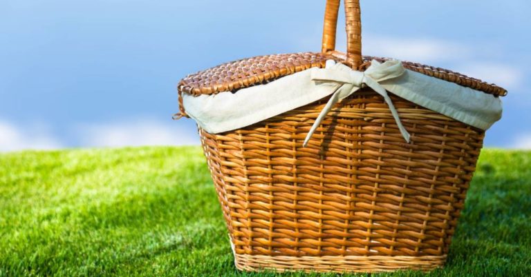 How To Pack A Picnic Basket
