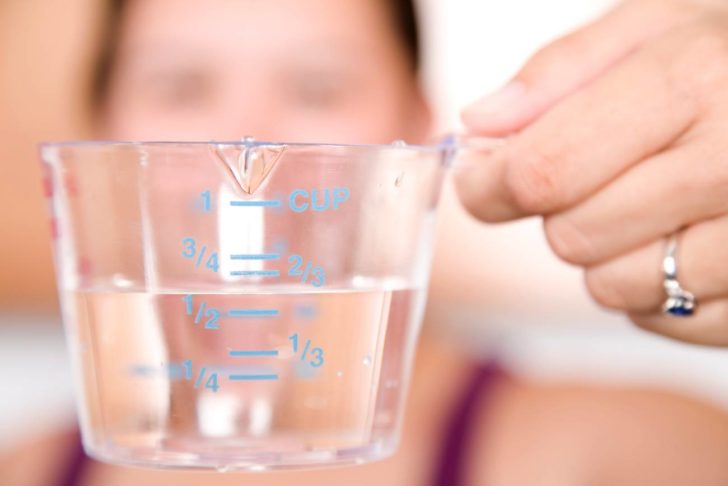 Why are there Dry and Liquid Measuring Cups? What's the difference?