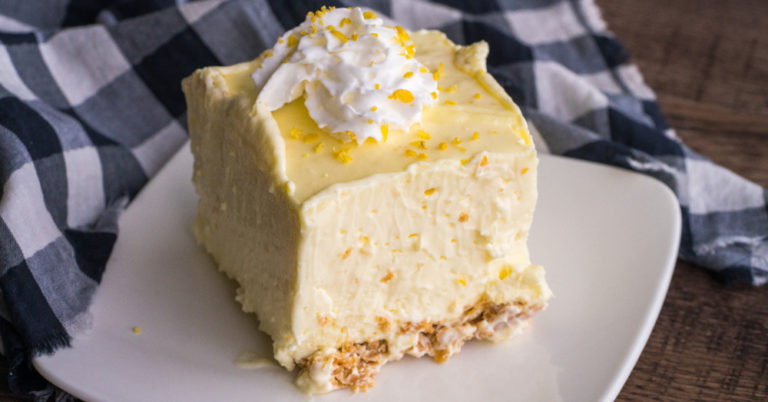 No-Bake Lemon Cheesecake Bars