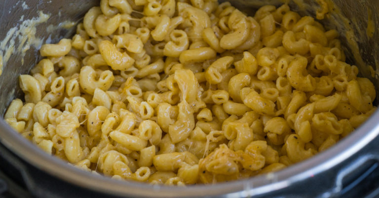 ‘Best Ever’ Instant Pot Mac and Cheese