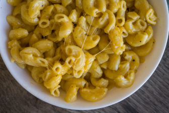 ‘Best Ever’ Instant Pot Mac and Cheese | 12 Tomatoes