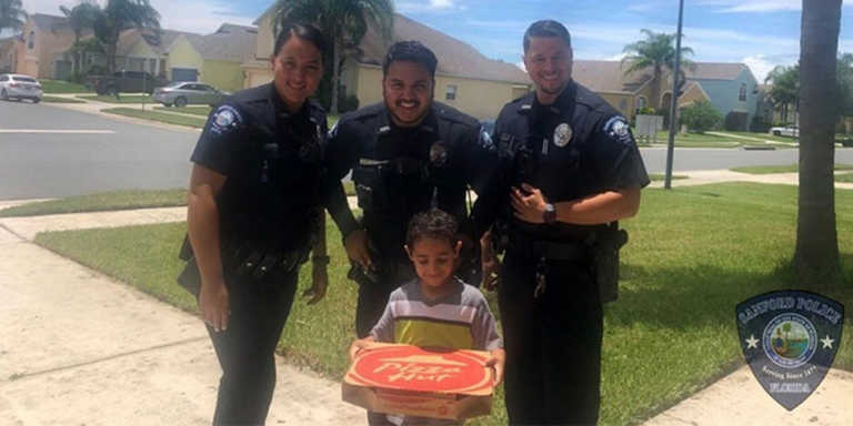 Hungry 5-Yr-Old Calls 911 To Order Pizza ⁠— And The Police Deliver.
