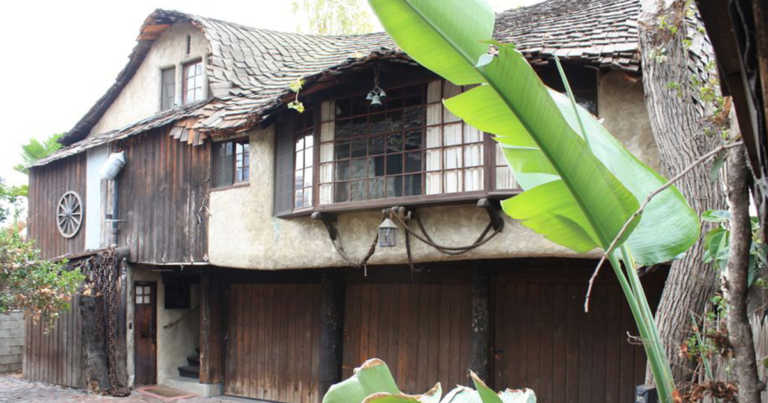 You Can Rent A Room Inside This Famous Hobbit Home
