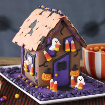 Move Over Gingerbread Houses, You Can Now Get A Halloween Cookie House ...